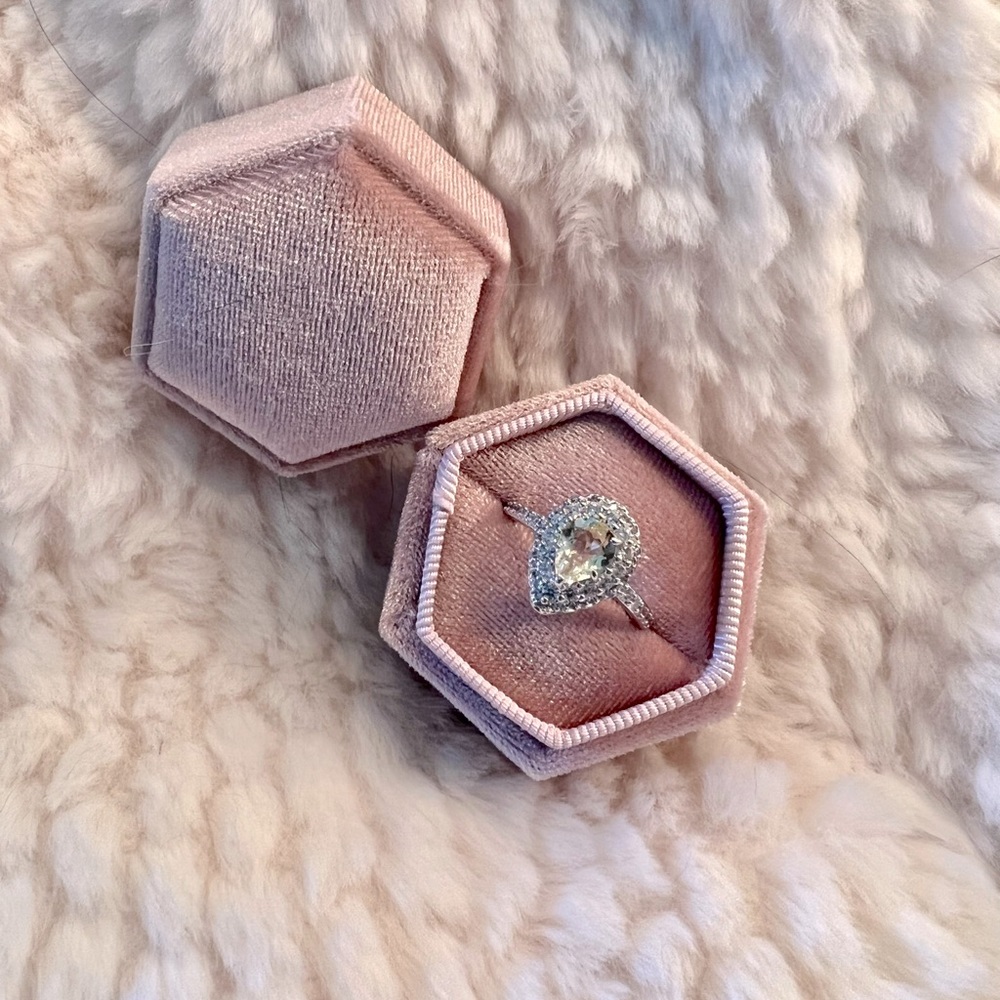 Size 7 NEW citrine color double halo ring *DOES NOT COME WITH BOX*